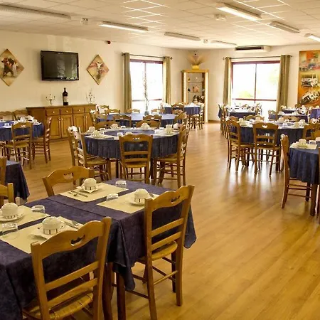 Hotel Logis Restaurant Solenca 3*