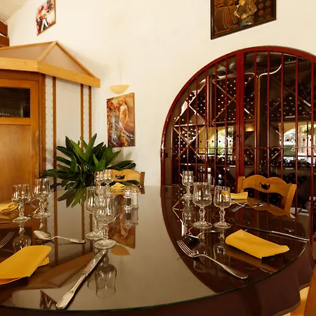 Logis Restaurant Solenca Hotel 3*