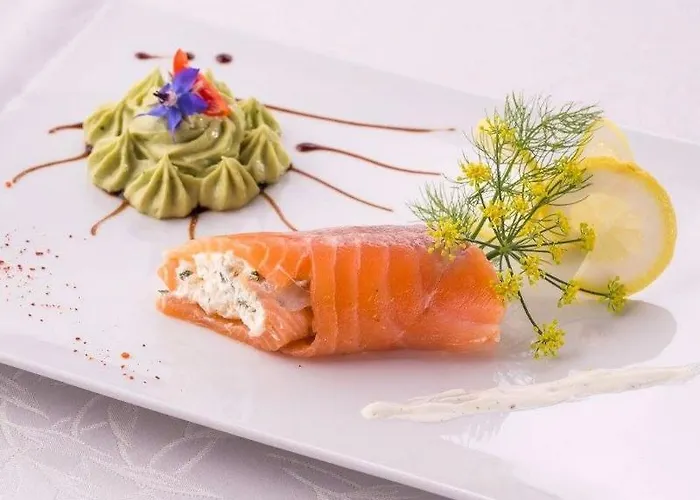 فندق Logis Restaurant Solenca نوغارو