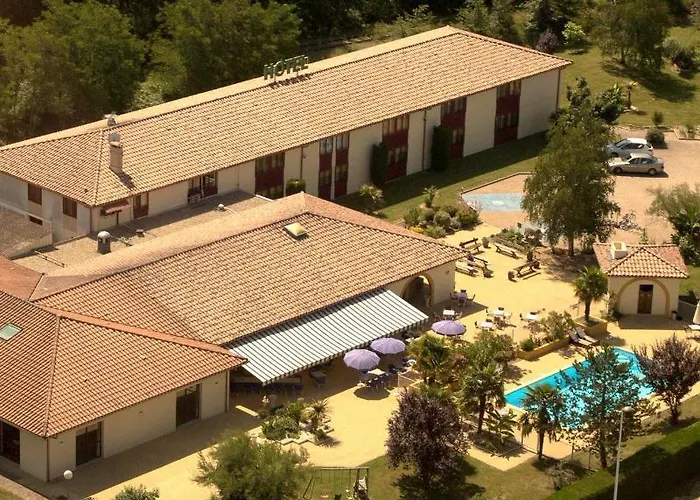 Logis Restaurant Solenca فندق