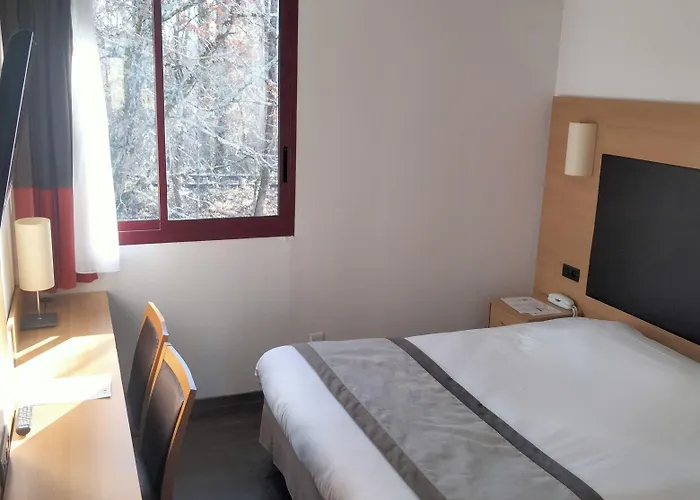 Logis Restaurant Solenca 3*