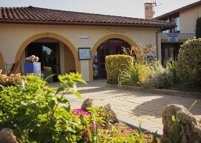 فندق Logis Restaurant Solenca