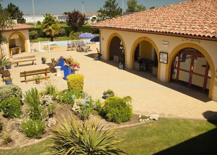 Logis Restaurant Solenca 3*