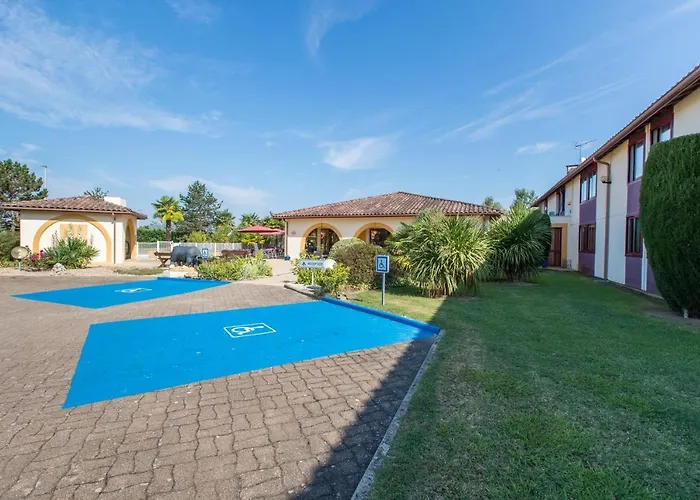 Logis Restaurant Solenca 3*