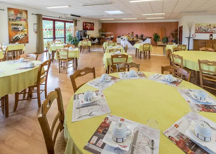 Logis Restaurant Solenca 3* نوغارو